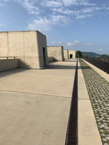 Beton Aussenflächen Wasserkraftwerk