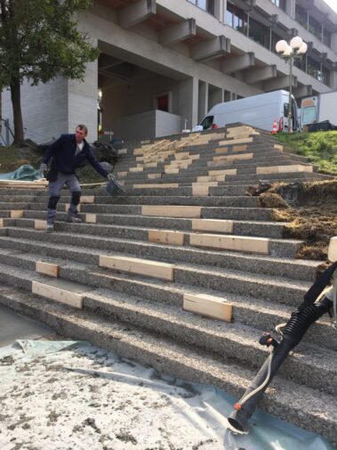 Waschbeton - Struktur Treppensanierung